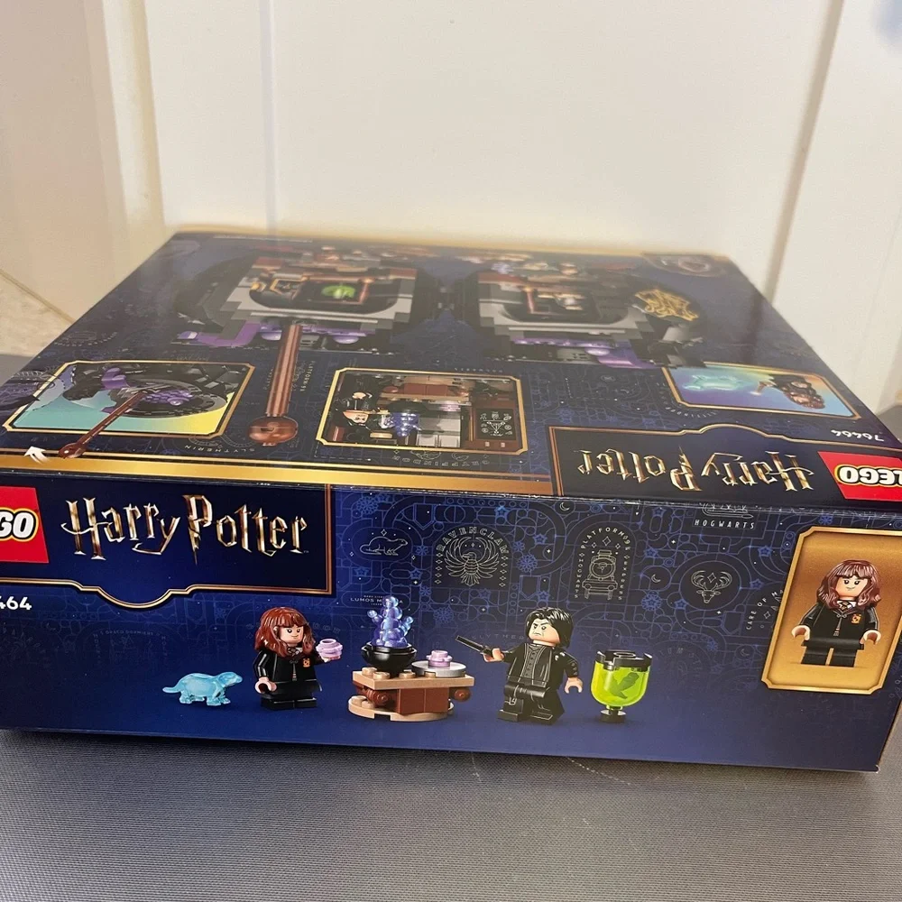 LEGO Harry Potter Magical Cauldron Secret Potions Classroom 76464 652 Pieces 10+